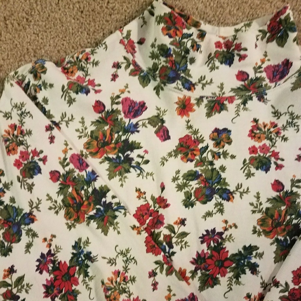 Floral turtle neck